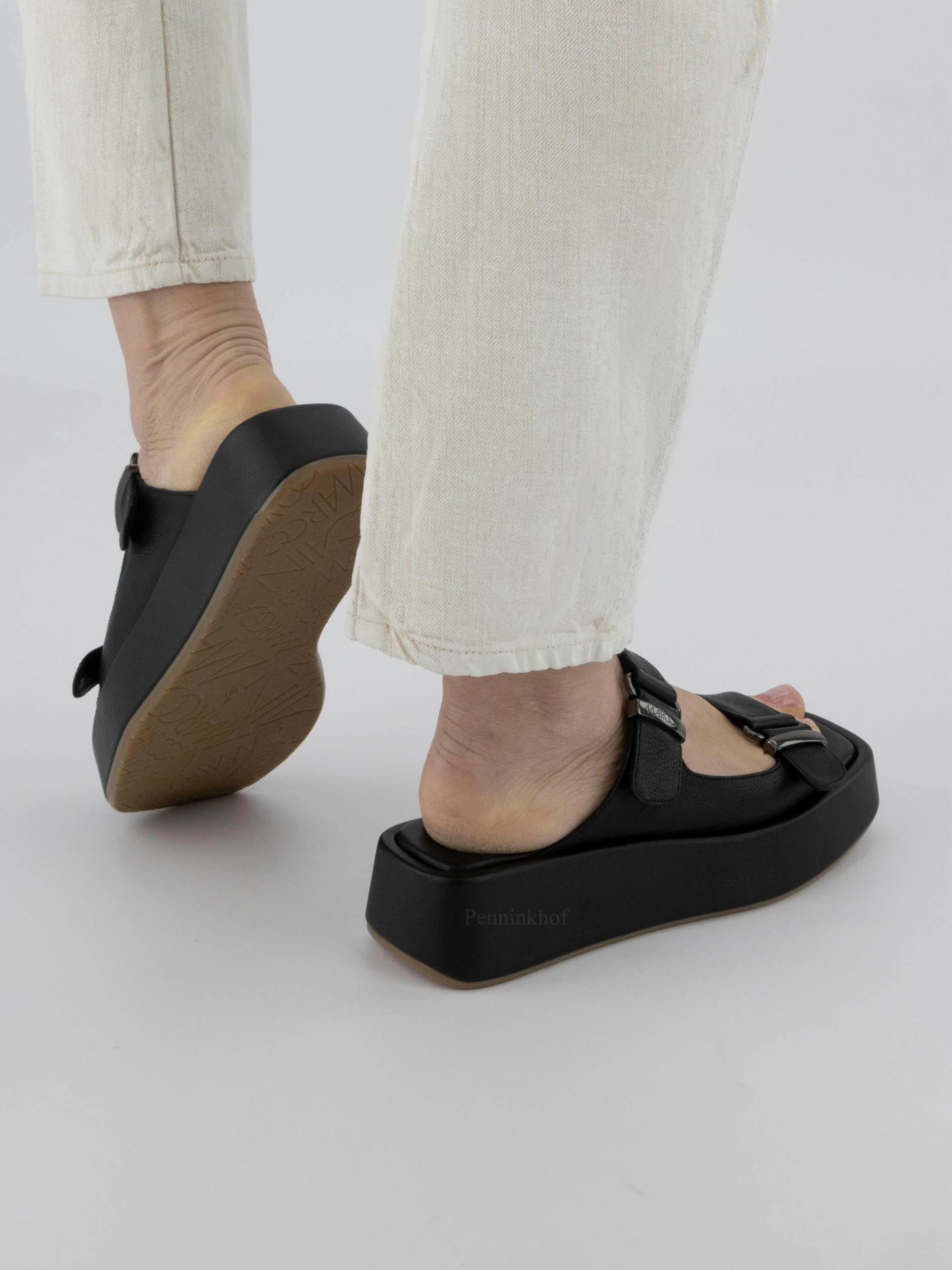 Marc Cain UB SG.04 L04 Sandalen Zwart 6 Marc Cain UB SG.04 L04 Sandalen Zwart - Afbeelding 6